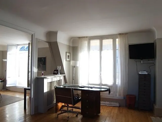 De Guelma Appartement Paris